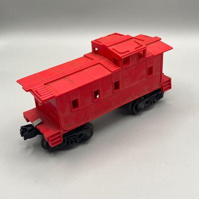 Lot 235: Vintage Lionel Train O-Gauge Cars