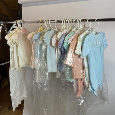 Z721 Vintage Smocked Girl Dresses