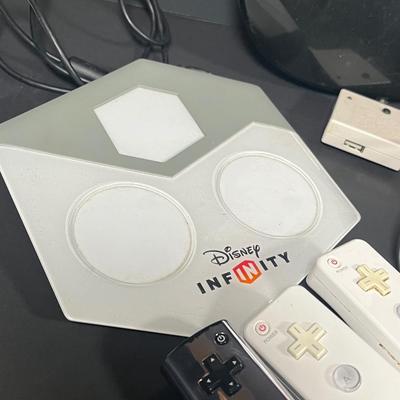 Lot 236: Nintendo Wii Controllers and Accessories