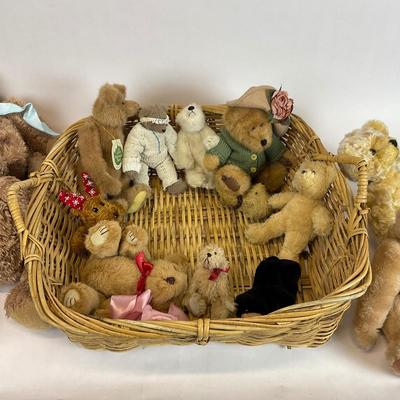 Z728 Lot of Vintage Jointed Teddy Bears