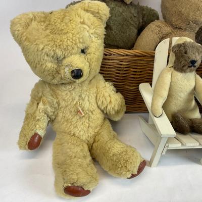 Z729 Lot of Vintage Large Teddy Bears with Wicker Basket