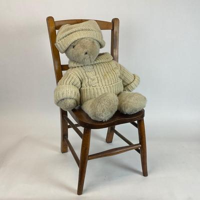 Z730 1982 North American Bear Co. “Theodore Bearington” with Childs Chair