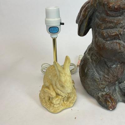 Z738 Rabbit Figures and Lamp
