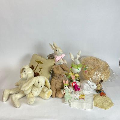 Z740 Eater Bunny Decor