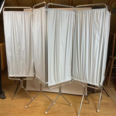 Z752 Vintage 1950’s Aluminum Adjustable 5 Panel Nurse Screen
