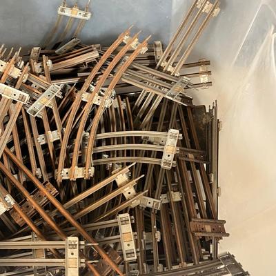 Lot 433: Lionel Train O-Gauge Track