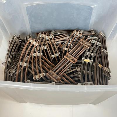 Lot 433: Lionel Train O-Gauge Track