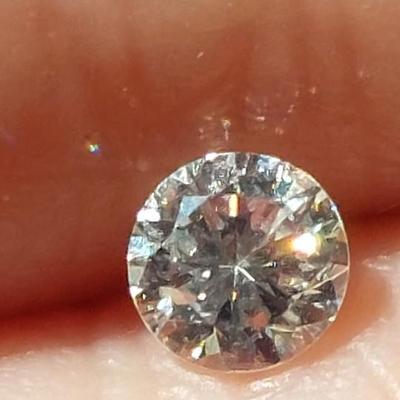 GIA CERTIFIED NATURAL DIAMOND