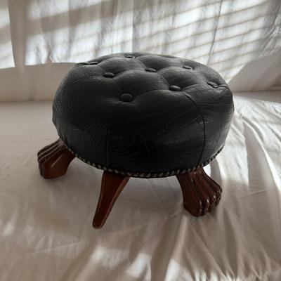 Unique Turtle Footrest (LR-MG)