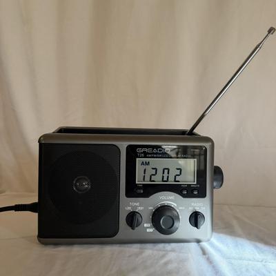 Sharper Image Clock/Thermometer, AM/FM Radio & More (LR-MG)