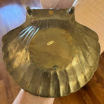 Brass Shell-Themed Fireplace Tools & Stand (LR-MG)