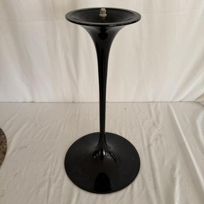 Pedestal Knoll Table With Stone Top (D-MG)