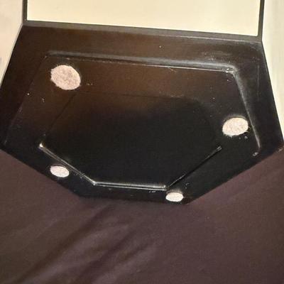 Geometrical Unique Side Table (D-MG)