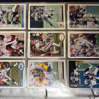 Sale Photo Thumbnail #274: Collection of trading cards from across many sports teams.  From football to baseball , basketball. and even hockey.  This collection has many players from across the years.

*shipping available at buyers expense
