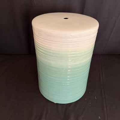 Waverly Seafoam & White Ceramic Garden Stool (D-MG)