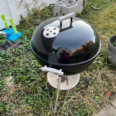 Sale Photo Thumbnail #335: 22” cooking space and great for outdoor BBQ.