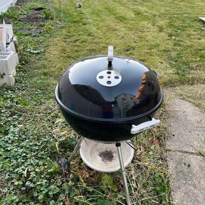 Sale Photo Thumbnail #336: 22” cooking space and great for outdoor BBQ.