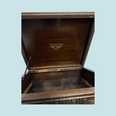 Vintage Victrola Phonograph Cabinet Without Phonograph Player