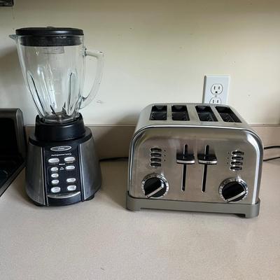 Cuisinart Toaster and Oster Blender (K-BC)