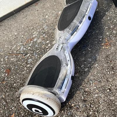 Lot 434: Jetson Pixel Hoverboard with Jetson JetKart Seat Attachment