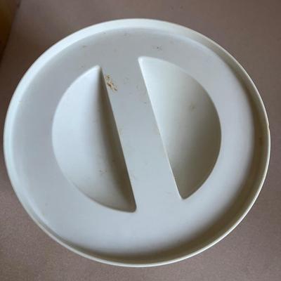 Small Collection of Vintage Corning Ware (K-BC)