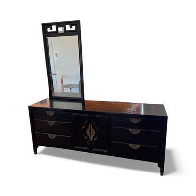 Century Furniture Chinoiserie Console Dresser w/Mirror (D-RG)