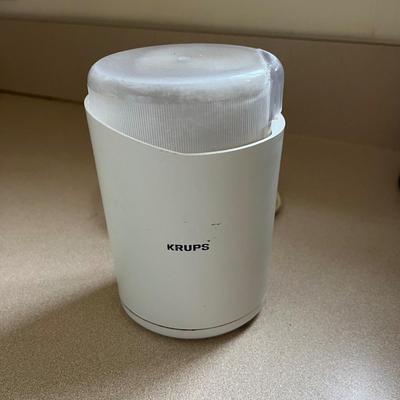 Nespresso De Longhi “Vertuo Next” Coffee and Espresso Maker and More (K-BC)