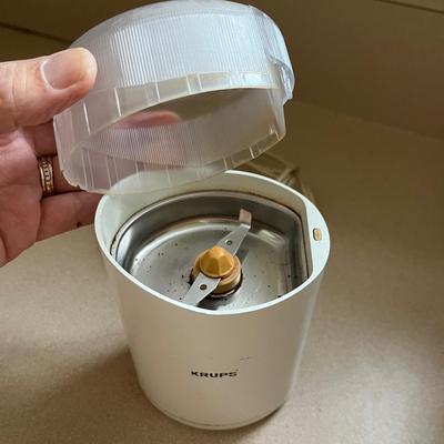 Nespresso De Longhi “Vertuo Next” Coffee and Espresso Maker and More (K-BC)