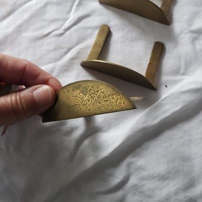 Formal Claw Foot Dining Table (DR-KD)