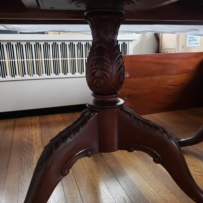Formal Claw Foot Dining Table (DR-KD)