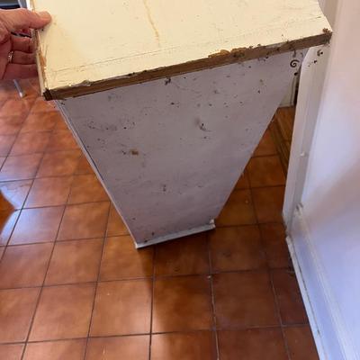 Wooden Shelving Unit (K-BC)