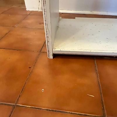 Wooden Shelving Unit (K-BC)