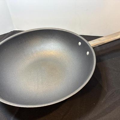 Sale Photo Thumbnail #95: Interior appears to be in good condition