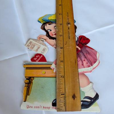 Fun vintage moving Valentines.