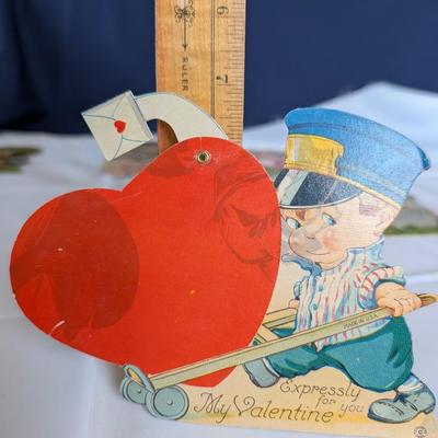 Fun vintage moving Valentines.