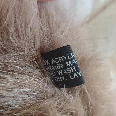 Winter Accessories & More (B2-BBL)