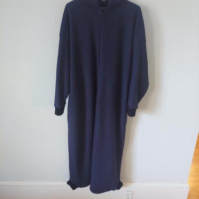 Pajamas & Loungewear by Barefoot Dreams, Quince & More (B2-BBL)