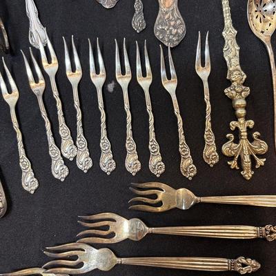 Sale Photo Thumbnail #148: Believe all are silver plated