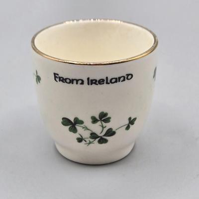 LOT 44: Vintage Carrigaline Pottery Irleand Shamrock Castle Salt & Pepper Shaker Set and Egg Holder, 2 Shamrock Green Clover Cafe...