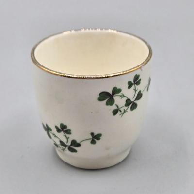LOT 44: Vintage Carrigaline Pottery Irleand Shamrock Castle Salt & Pepper Shaker Set and Egg Holder, 2 Shamrock Green Clover Cafe...