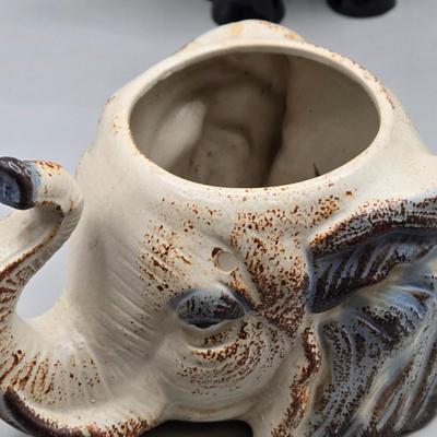 LOT 47: The Hamilton Collection Blake Jensen Good Luck Stacked Elephants Figurine with Swarovski Crystals and Other Elephant Figurines