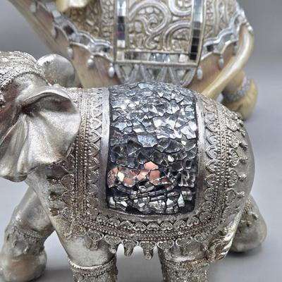 LOT 47: The Hamilton Collection Blake Jensen Good Luck Stacked Elephants Figurine with Swarovski Crystals and Other Elephant Figurines