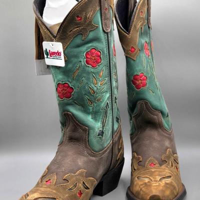 LOT 51: Laredo Women's Miss Kate Western Boots