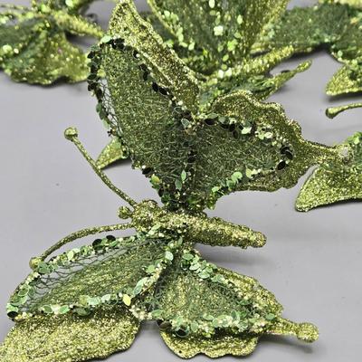 LOT 54: New- Various Dragonfly and Butterfly Clip-on Ornaments and More