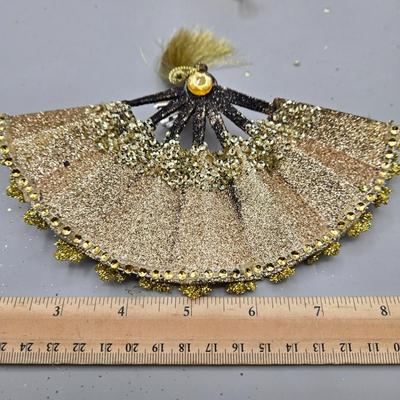 LOT 55: New- Clip-on Fans and Masks Ornaments and More