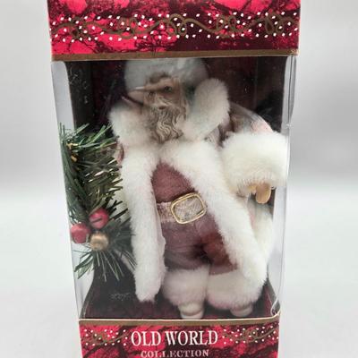 LOT 58: New-Old World Santa Ornaments