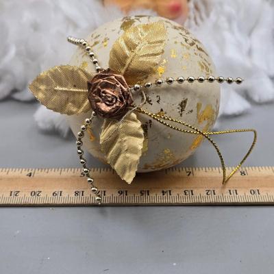 LOT 60: New-Santa Head Ornaments and 12 Christmas Balls