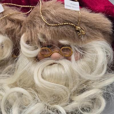 LOT 61: New-Santa Claus Head Ornaments and Christmas Balls