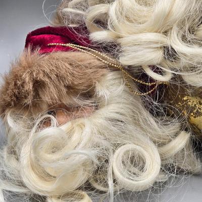 LOT 61: New-Santa Claus Head Ornaments and Christmas Balls