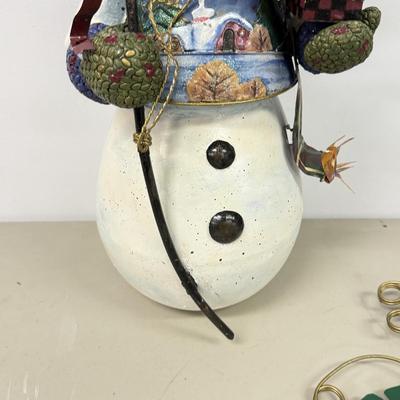 LOT 82: New- Christmas Decor: Metal Wall Hanging & Snowman Decor